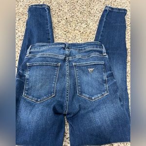 Guess Sexy Curve Skinny Jeans